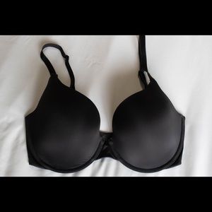 Victoria’s Secret Demi T-shirt Bra 34DD